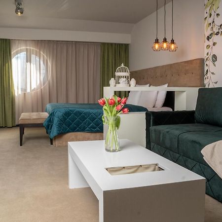 Akacija Luxury Suites Belgrado Exterior foto
